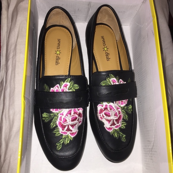 Seven Dials Shoes - sabrina floral penny loafer